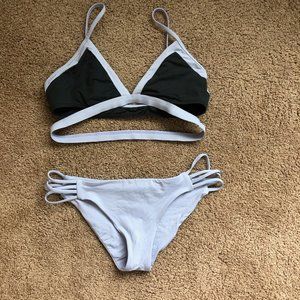 L*Space Bikini Set - Size Medium